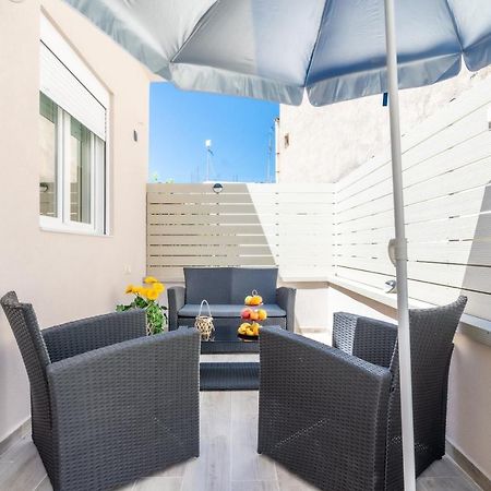 Sophia'S Comfortable Home With A Private Backyard Gazi Eksteriør bilde