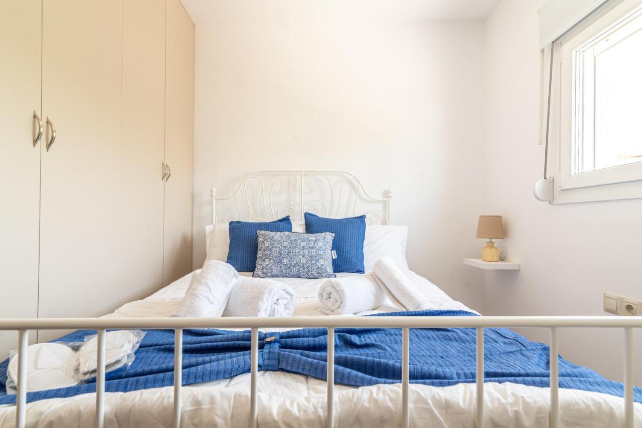 Sophia'S Comfortable Home With A Private Backyard Gazi Eksteriør bilde