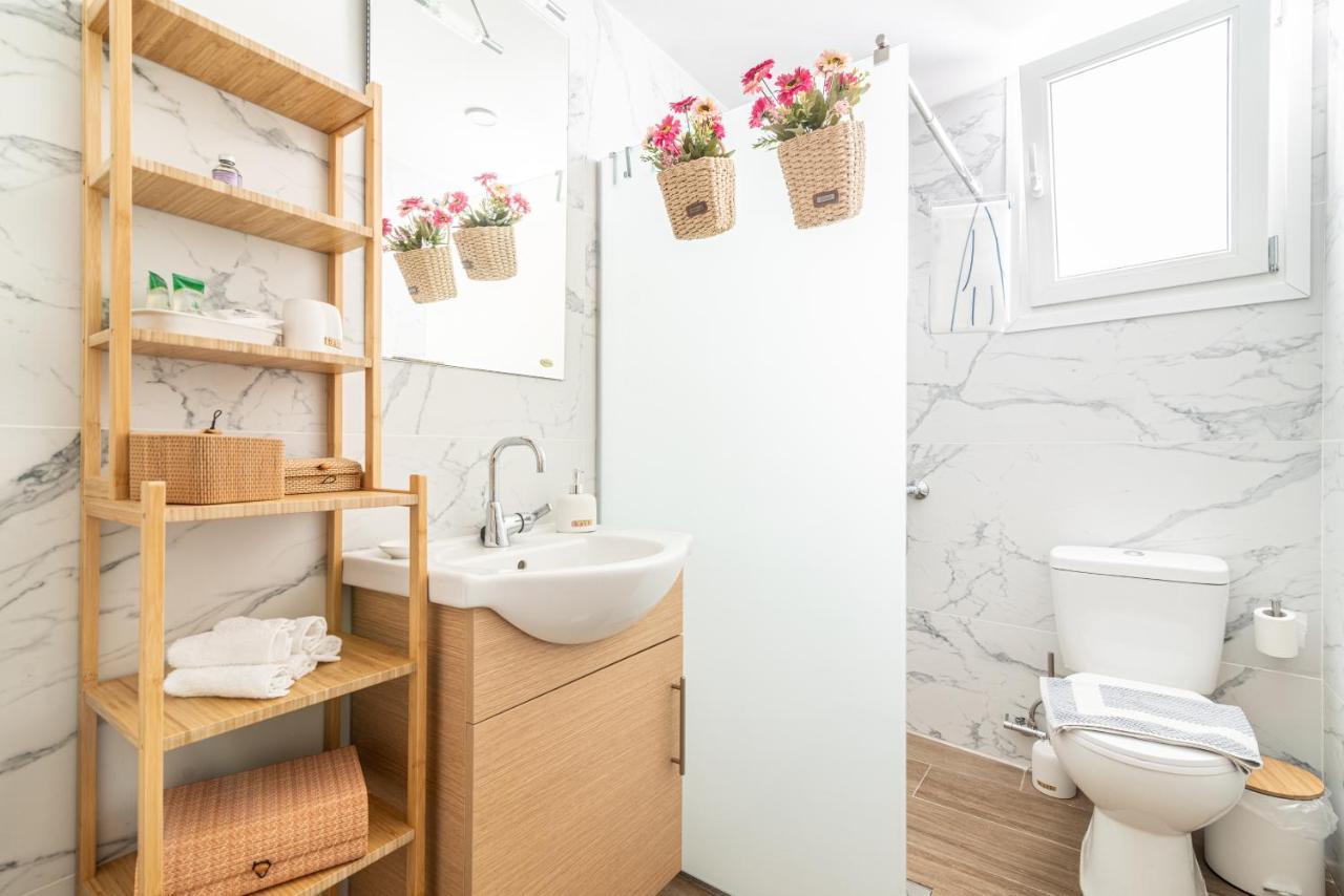 Sophia'S Comfortable Home With A Private Backyard Gazi Eksteriør bilde
