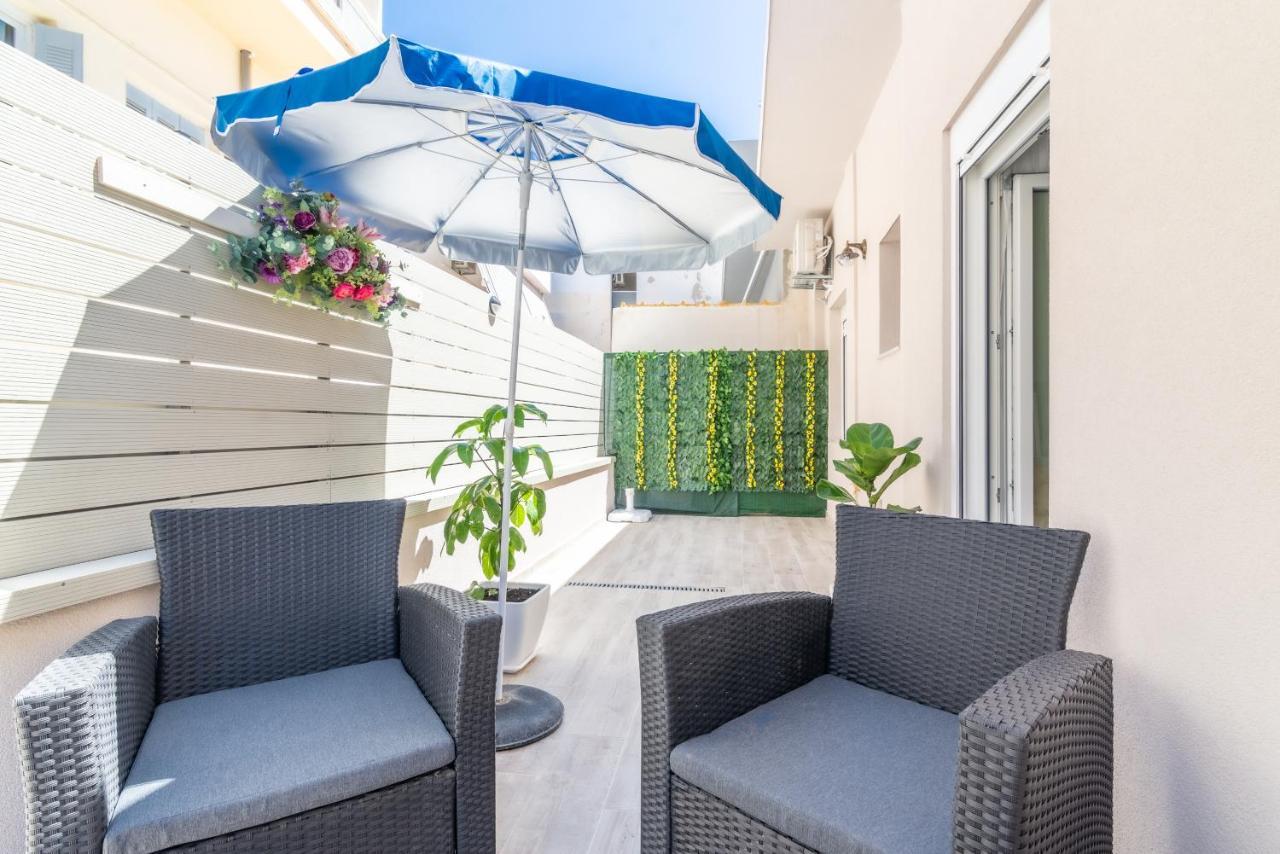 Sophia'S Comfortable Home With A Private Backyard Gazi Eksteriør bilde