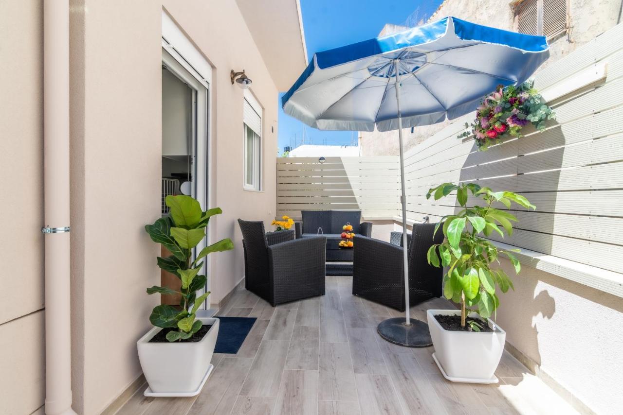 Sophia'S Comfortable Home With A Private Backyard Gazi Eksteriør bilde