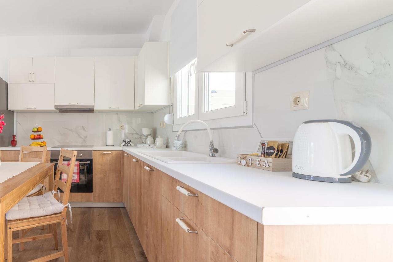 Sophia'S Comfortable Home With A Private Backyard Gazi Eksteriør bilde